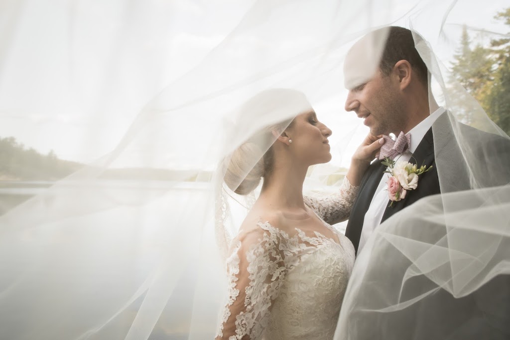 Photo Suits | 2425 Rue Centre, Montréal, QC H3K 1B3, Canada | Phone: (514) 312-1772
