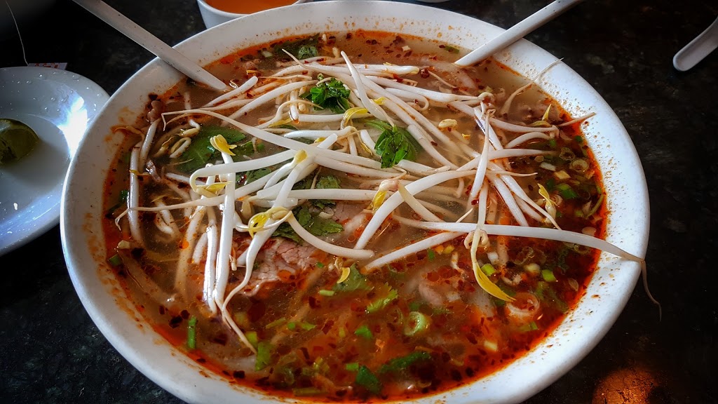Kim Lan Vietnamese Restaurant | 11652 Sarcee Trail NW #113, Calgary, AB T3R 0A1, Canada | Phone: (403) 295-6288