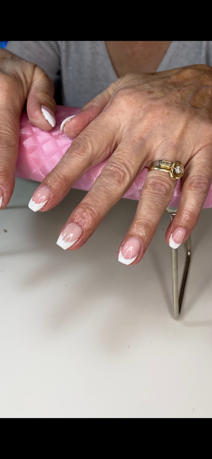 Nails By Bloom | 3180 Chem. de Chambly, Longueuil, QC J4L 1N6, Canada | Phone: (438) 939-2025