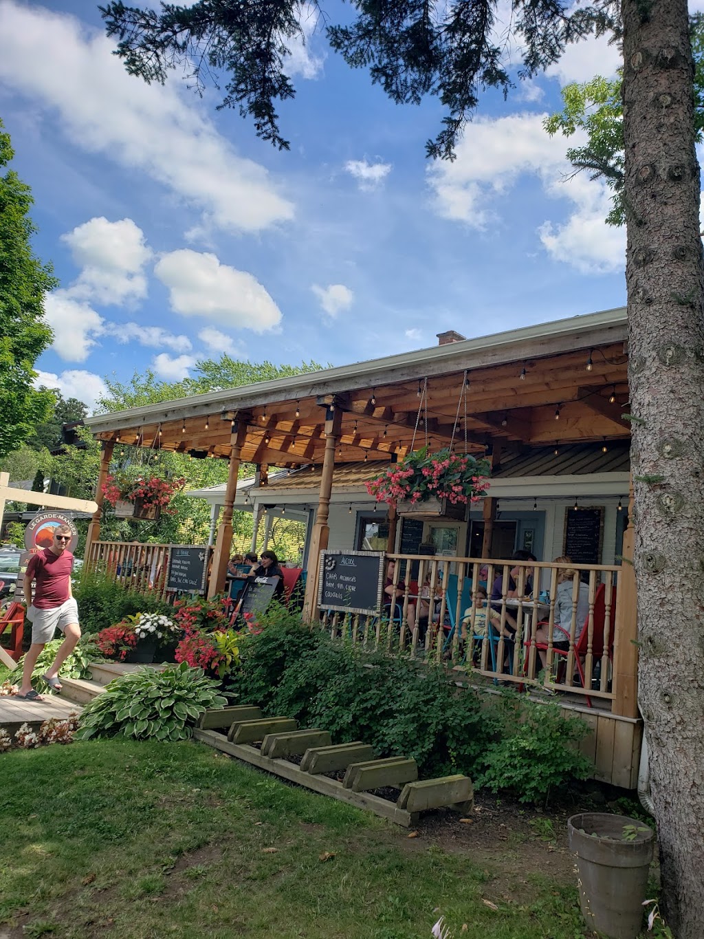 Verger Johanne & Vincent | 647 Rue Shefford, Bromont, QC J2L 1C2, Canada | Phone: (450) 919-1901