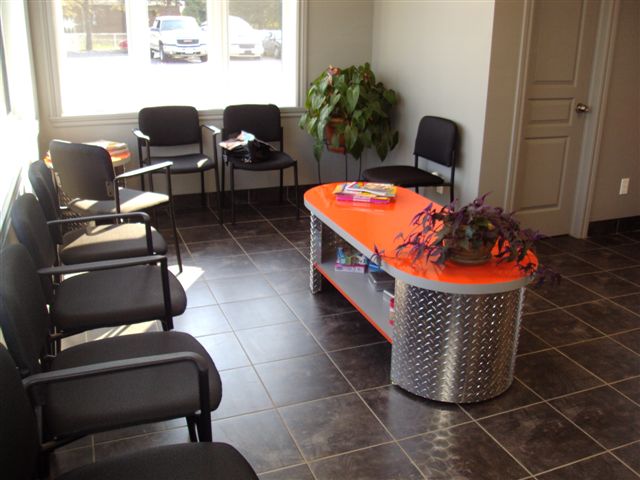 Garage Dicaire Jean Guy | 718 Chemin de la Frontière, Rivière-Beaudette, QC J0P 1R0, Canada | Phone: (450) 269-2655