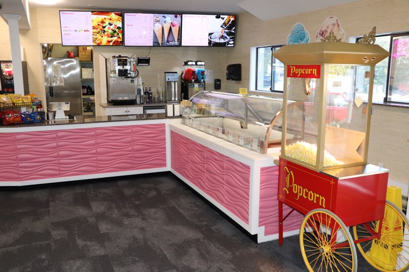 Paradise Cafe Parksville | 375 Island Hwy W, Parksville, BC V9P 1A1, Canada | Phone: (250) 248-6612