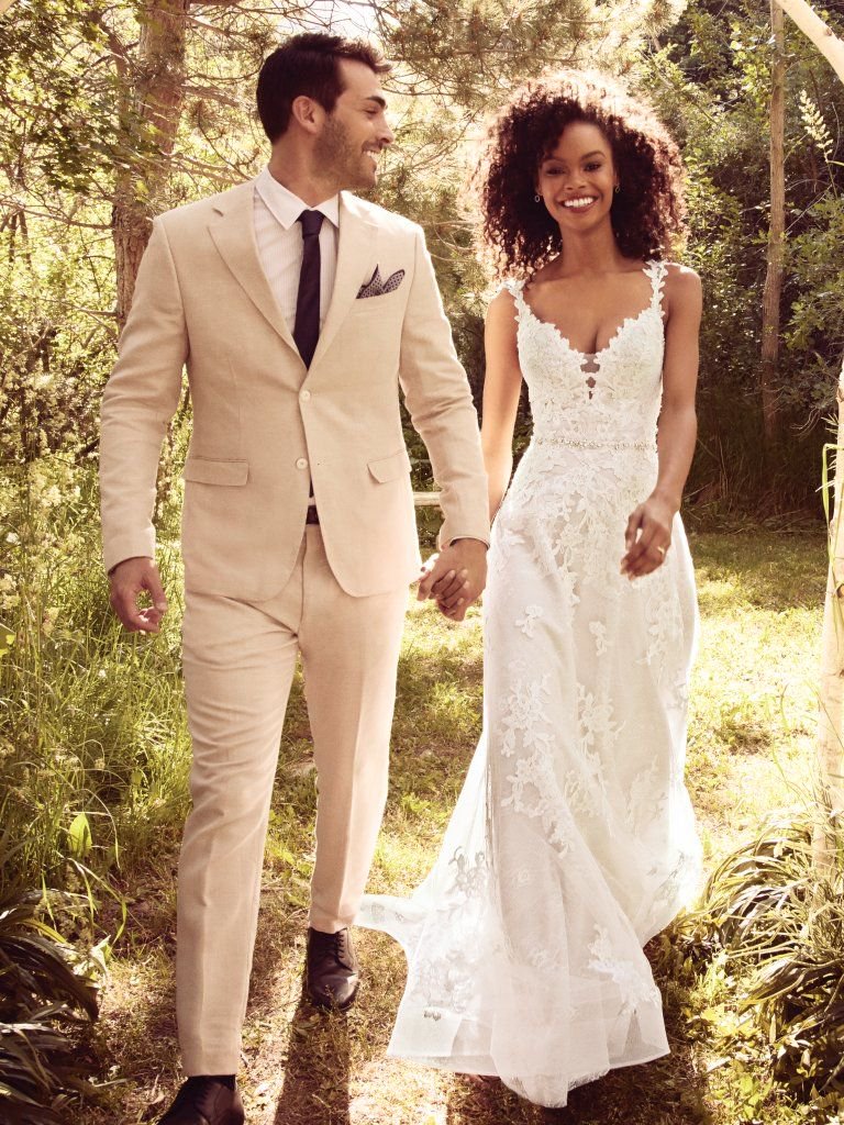 Blue Willow Bride | 38 Pine St 2nd Floor, Collingwood, ON L9Y 2N7, Canada | Phone: (705) 443-8456