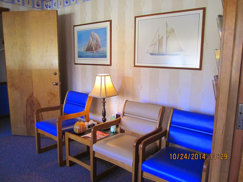 John M. Tomiuk, DDS | 1010 Holland Ave #1, Port Huron, MI 48060, USA | Phone: (810) 987-2447
