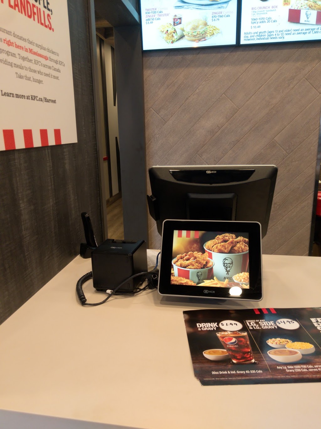 KFC | 950 Southdown Rd Unit #B1, Mississauga, ON L5J 2Y4, Canada | Phone: (905) 855-8532