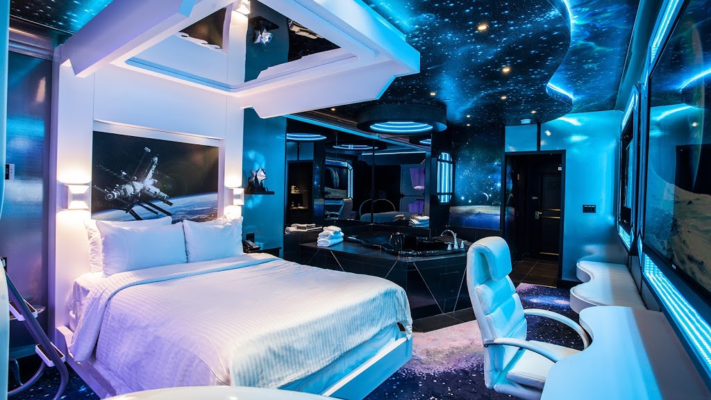 Grand Pavilion Hotels | Fraser Ave, Toronto, ON M6K 3E1, Canada | Phone: (647) 477-3631