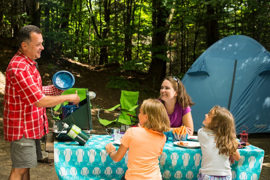 Camping et cabines du Sommet Morin Heights | 185 R. Bennett, Morin-Heights, QC J0R 1H0, Canada | Phone: (450) 227-2020