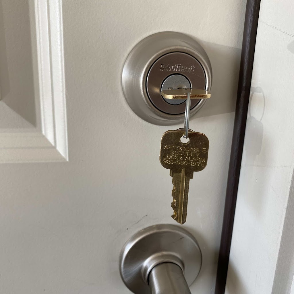 Lock-tech Ottawa Locksmith Сompany | 436 Cope Dr, Ottawa, ON K2V 0P8, Canada | Phone: (613) 777-7348