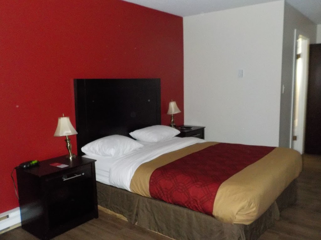 Econo Lodge | 4100 32 St, Vernon, BC V1T 5P1, Canada | Phone: (250) 549-1211