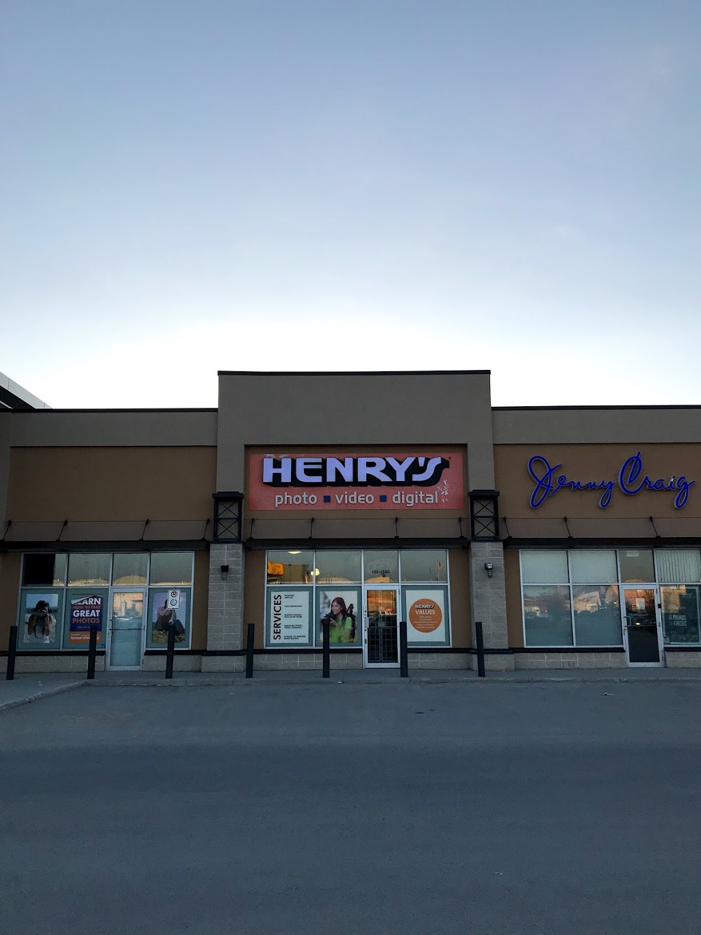Henrys | 1580 Kenaston Blvd Unit 120, Winnipeg, MB R3P 0Y4, Canada | Phone: (204) 477-0000