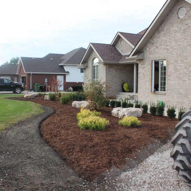 Dukes Grounds Keeping Inc. | 157 Queen St N, Tilbury, ON N0P 2L0, Canada | Phone: (519) 682-4182