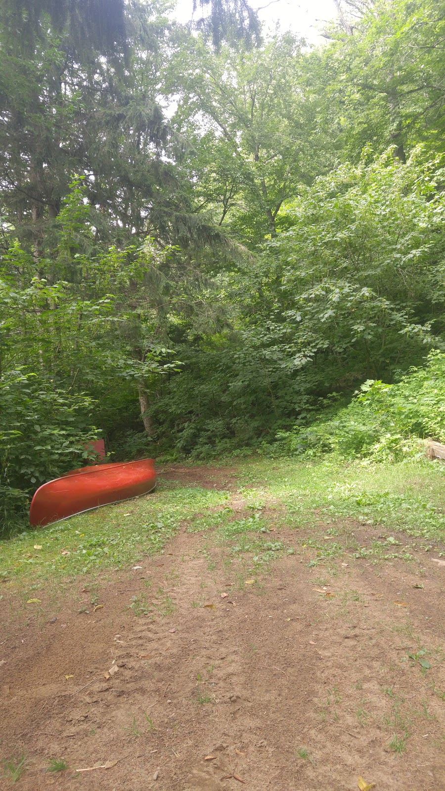 Camp Lac Vert | 850 chemin de lEster, Saint-Mathieu-du-Parc, QC G0X 1N0, Canada | Phone: (819) 532-3012