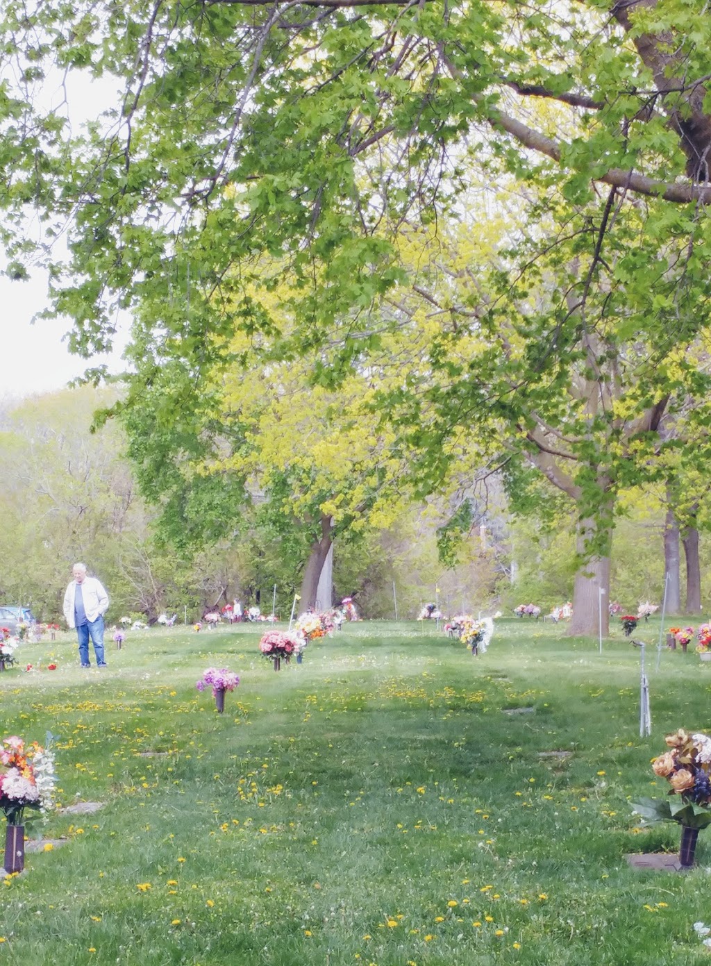 St.Marys Cemetery | 2099 Dickson Rd, Mississauga, ON L5B, Canada