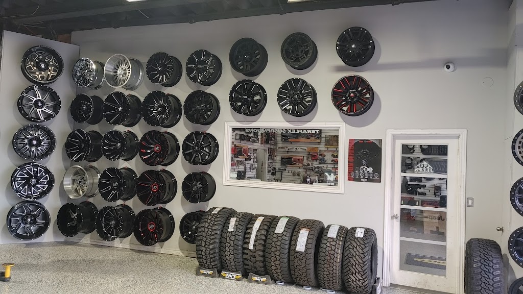 GTA JEEPS & TRUCKS | 8 Research Rd, Brampton, ON L6W 1P4, Canada | Phone: (416) 624-1357