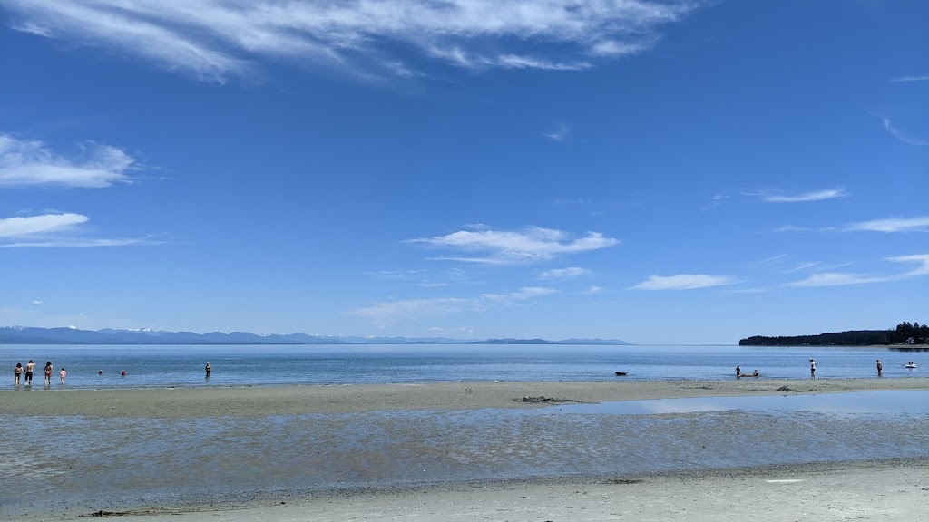 Taylors Sandy Beach Resort | 8946 Clarkson Ave, Black Creek, BC V9J 1B2, Canada | Phone: (888) 201-5547