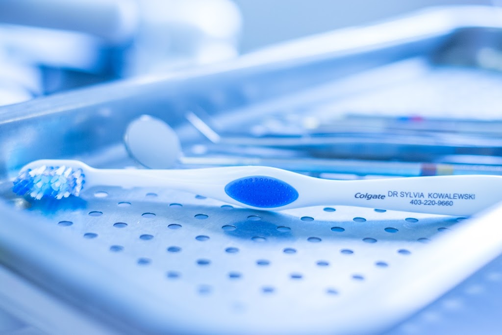 Laser Assisted Dentistry | 1620 29 St NW #260, Calgary, AB T2N 4L7, Canada | Phone: (403) 220-9660