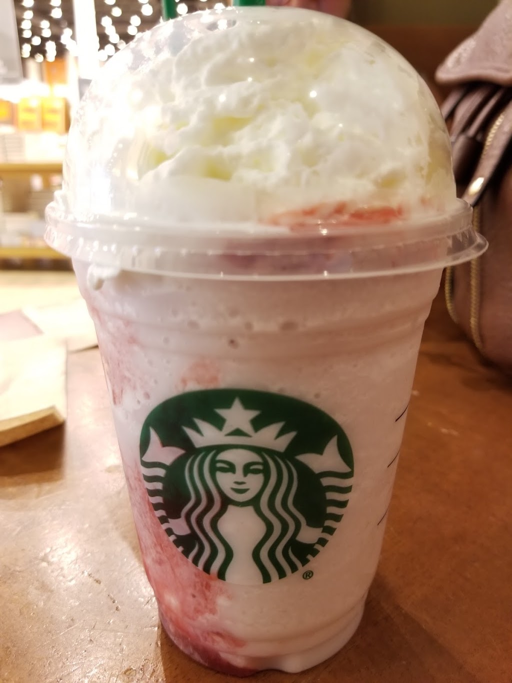 Starbucks | 9320 Boulevard Leduc #5, Brossard, QC J4Y 0B3, Canada | Phone: (450) 445-5856