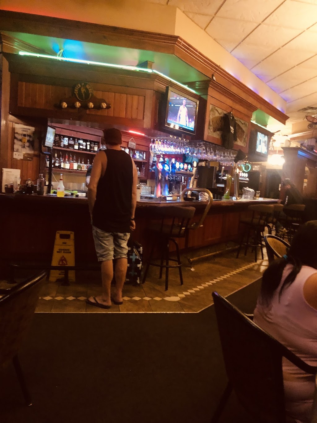 Characters Pub & Grill | 8559 Young Rd, Chilliwack, BC V2P 8A4, Canada | Phone: (604) 792-1782