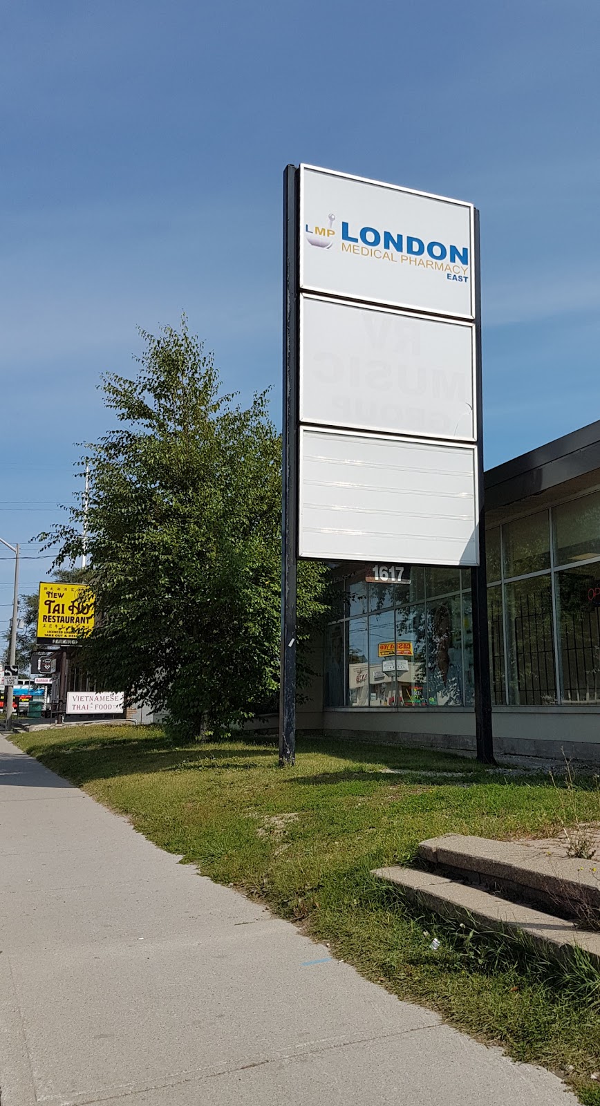 London Medical Pharmacy - East | 1617 Dundas St, London, ON N5W 3C3, Canada | Phone: (519) 951-0990