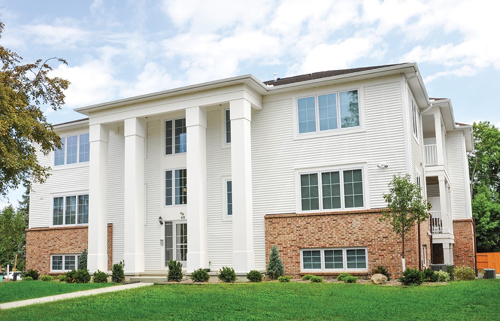 Green Lake Apartments & Townhomes | 80 N Lake Dr, Orchard Park, NY 14127, USA | Phone: (844) 703-7365