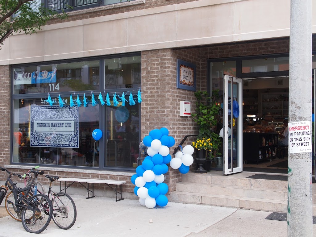 Venezia Bakery | 114 Ossington Ave, Toronto, ON M6J 2Z4, Canada | Phone: (416) 537-2914