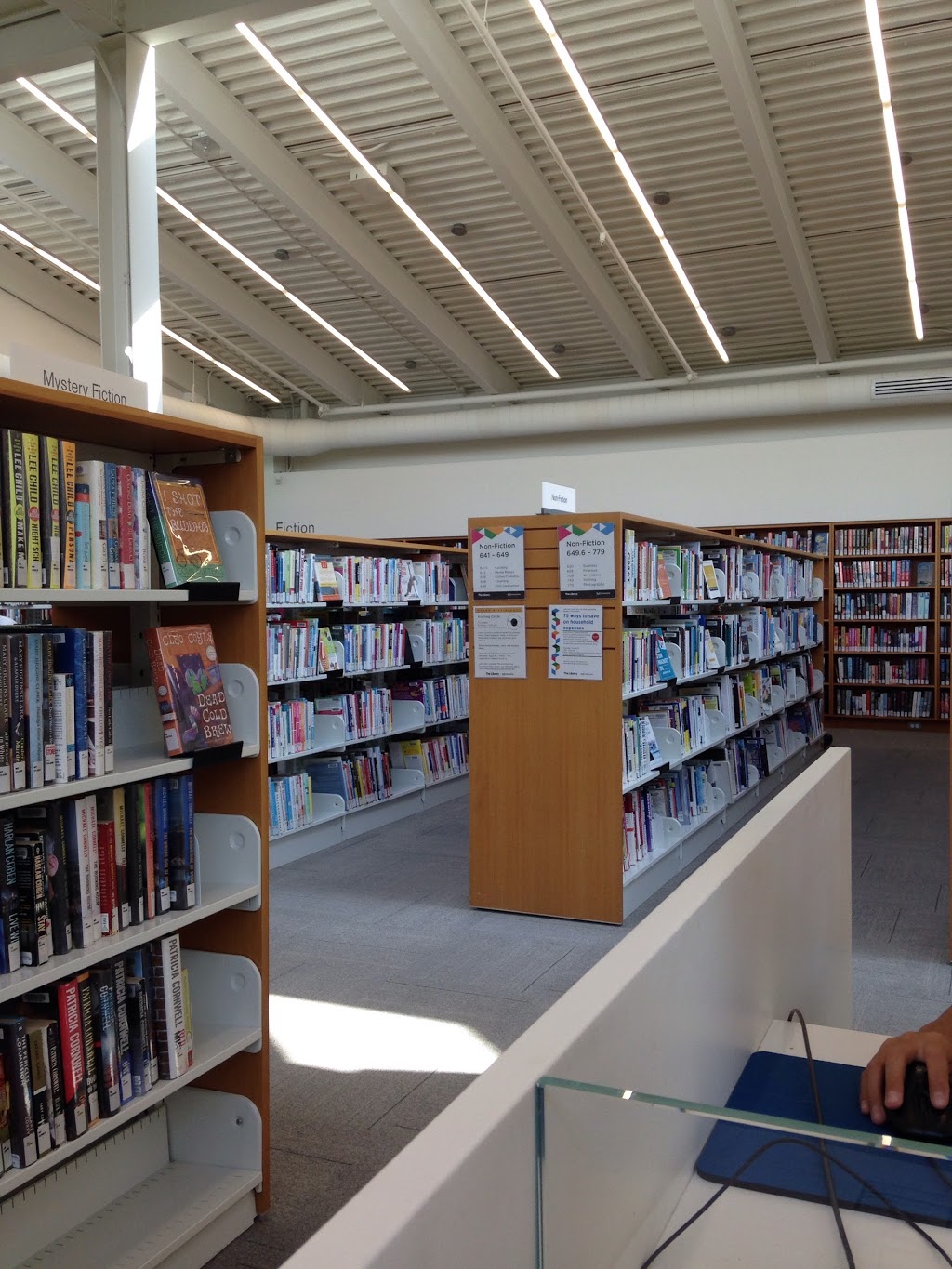 Lakeview Library | 1110 Atwater Ave, Mississauga, ON L5E 1M9, Canada | Phone: (905) 615-4805