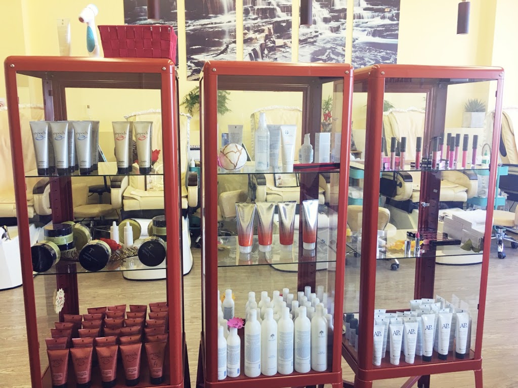 Bong Nails & Spa | 249 St Catharines St #7b, Smithville, ON L0R 2A0, Canada | Phone: (905) 957-9997