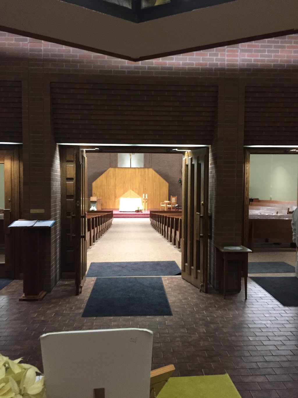 St. Agnes Church, Thunder Bay | 1019 Brown St, Thunder Bay, ON P7E 2L7, Canada | Phone: (807) 475-7489
