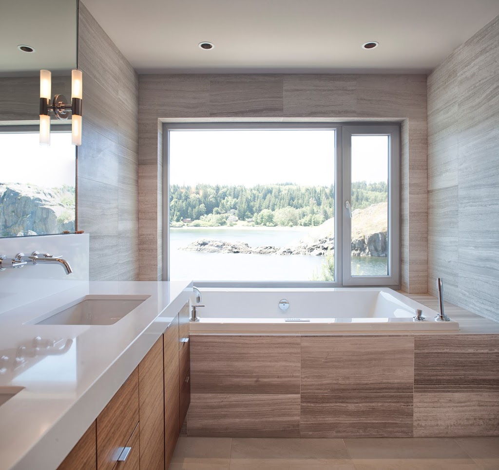 Pointhouse Suites on Sargeant Bay | 7747 Kenyon Rd, Halfmoon Bay, BC V0N 1Y1, Canada | Phone: (604) 885-7735