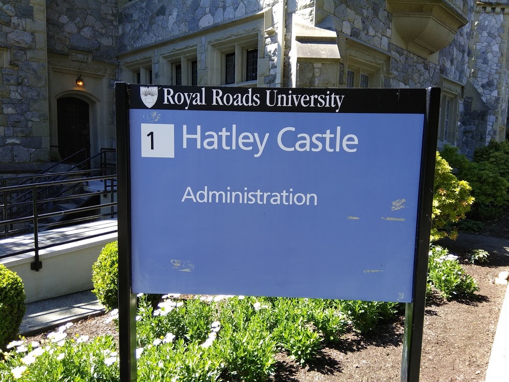 Royal Roads University Pay Parking Lot | 2005 Sooke Rd, Victoria, BC V9C 1H9, Canada