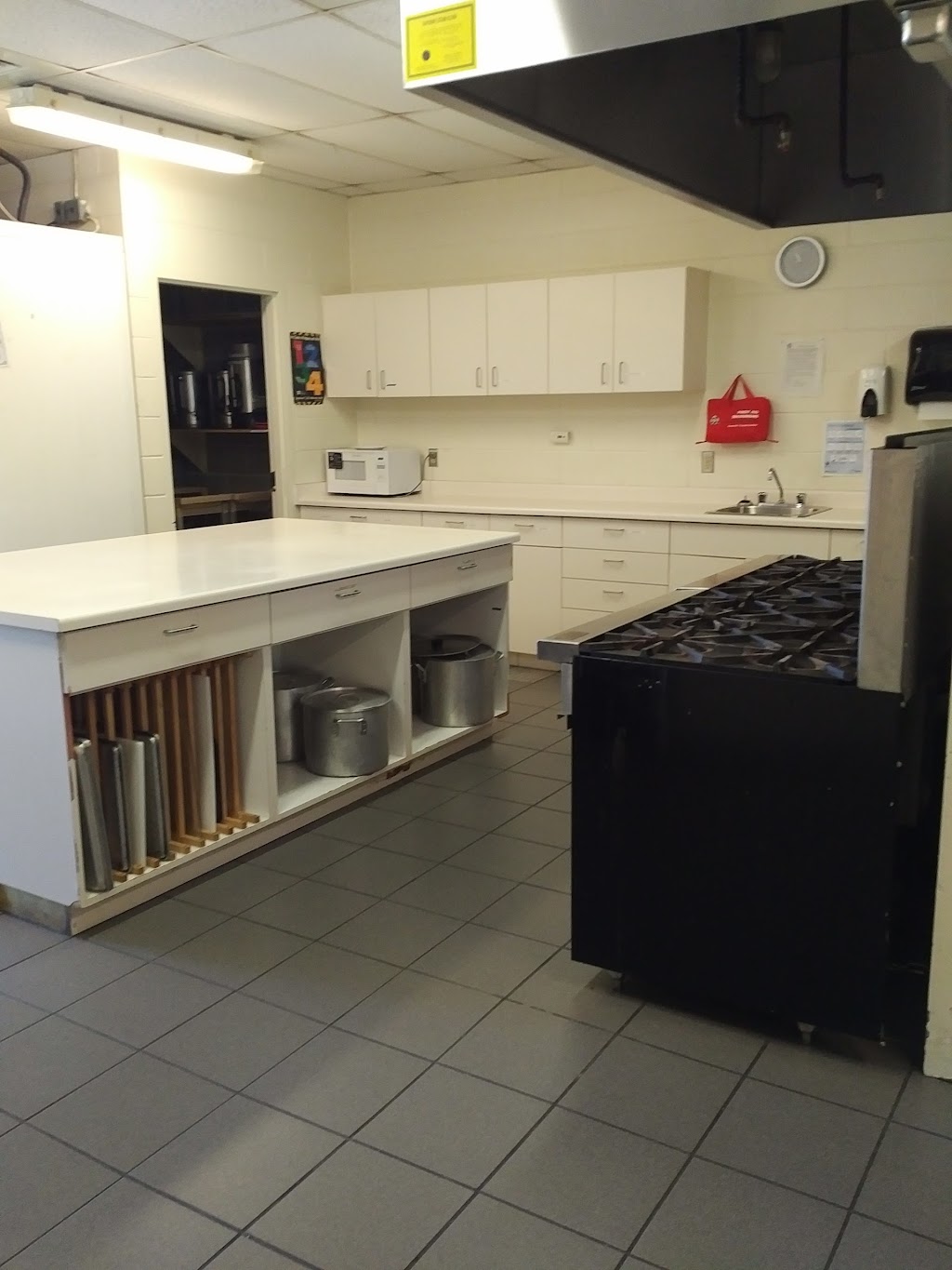 Perth East Recreation Complex | 40 Temperance St, Milverton, ON N0K 1M0, Canada | Phone: (519) 595-8375