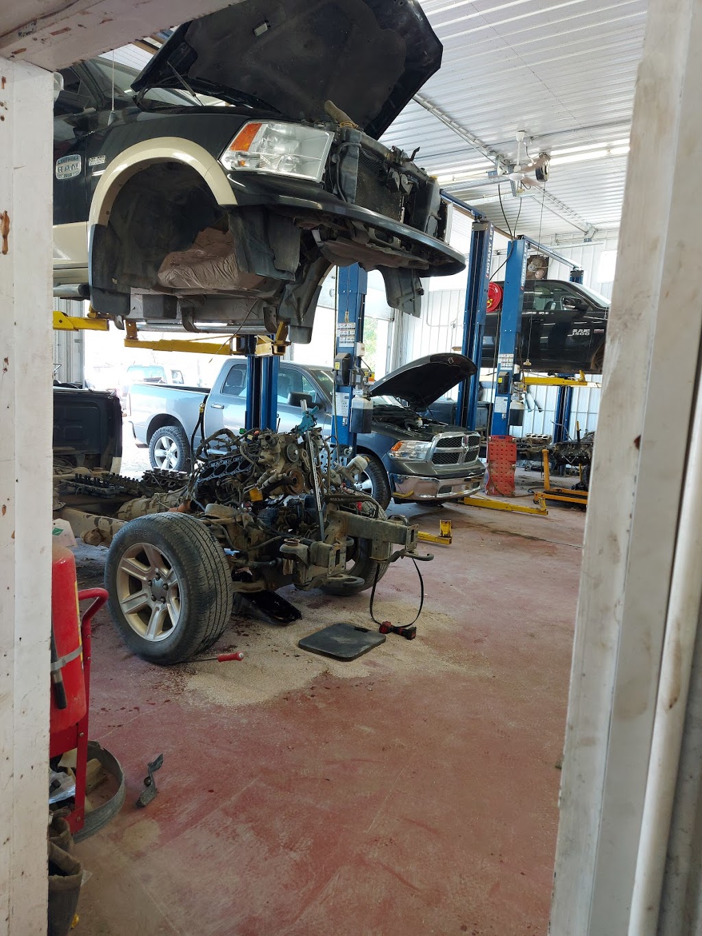 Pauls Auto Parts Ltd Truck Sales | 24 Osterwick St S, Osterwick, MB R6W 4A1, Canada | Phone: (204) 325-7463