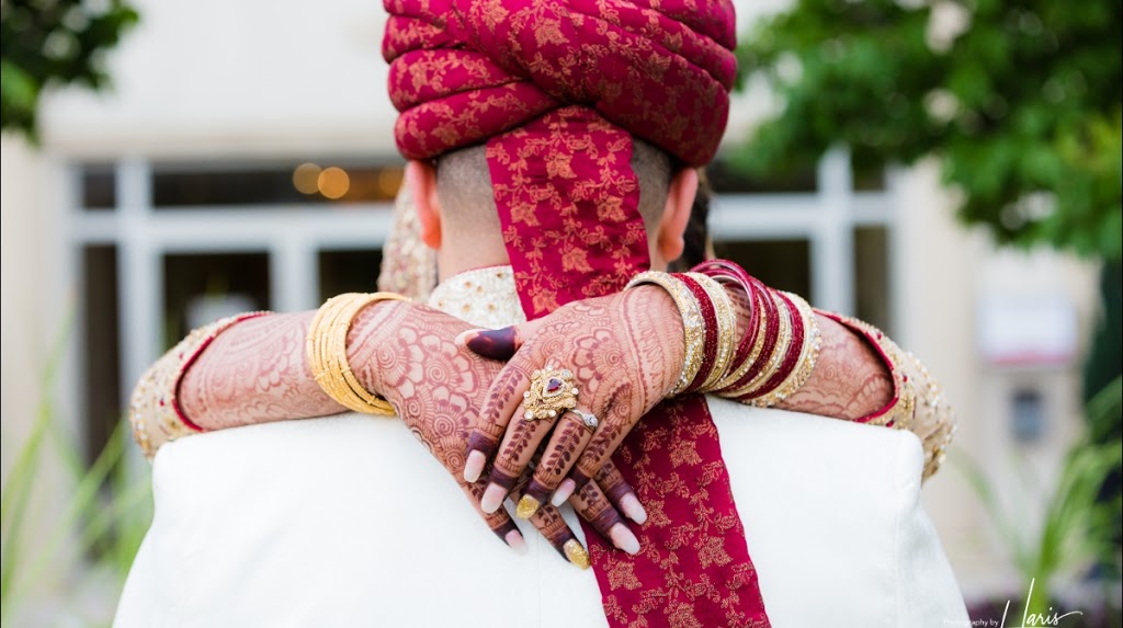 Photography by Haris | 510 Windfields Farm Dr W, Oshawa, ON L1L 0L9, Canada | Phone: (647) 832-7506
