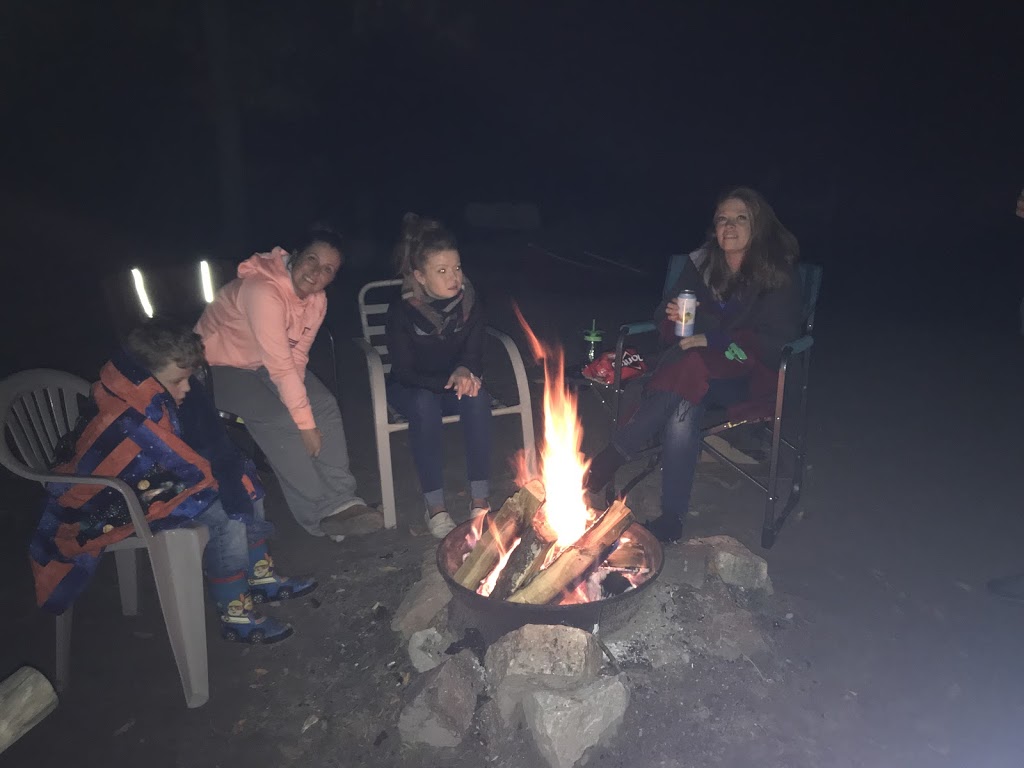 Rockside Cabins | 4674 Peterborough County Rd 36, Buckhorn, ON K0L 1J0, Canada | Phone: (705) 715-2111