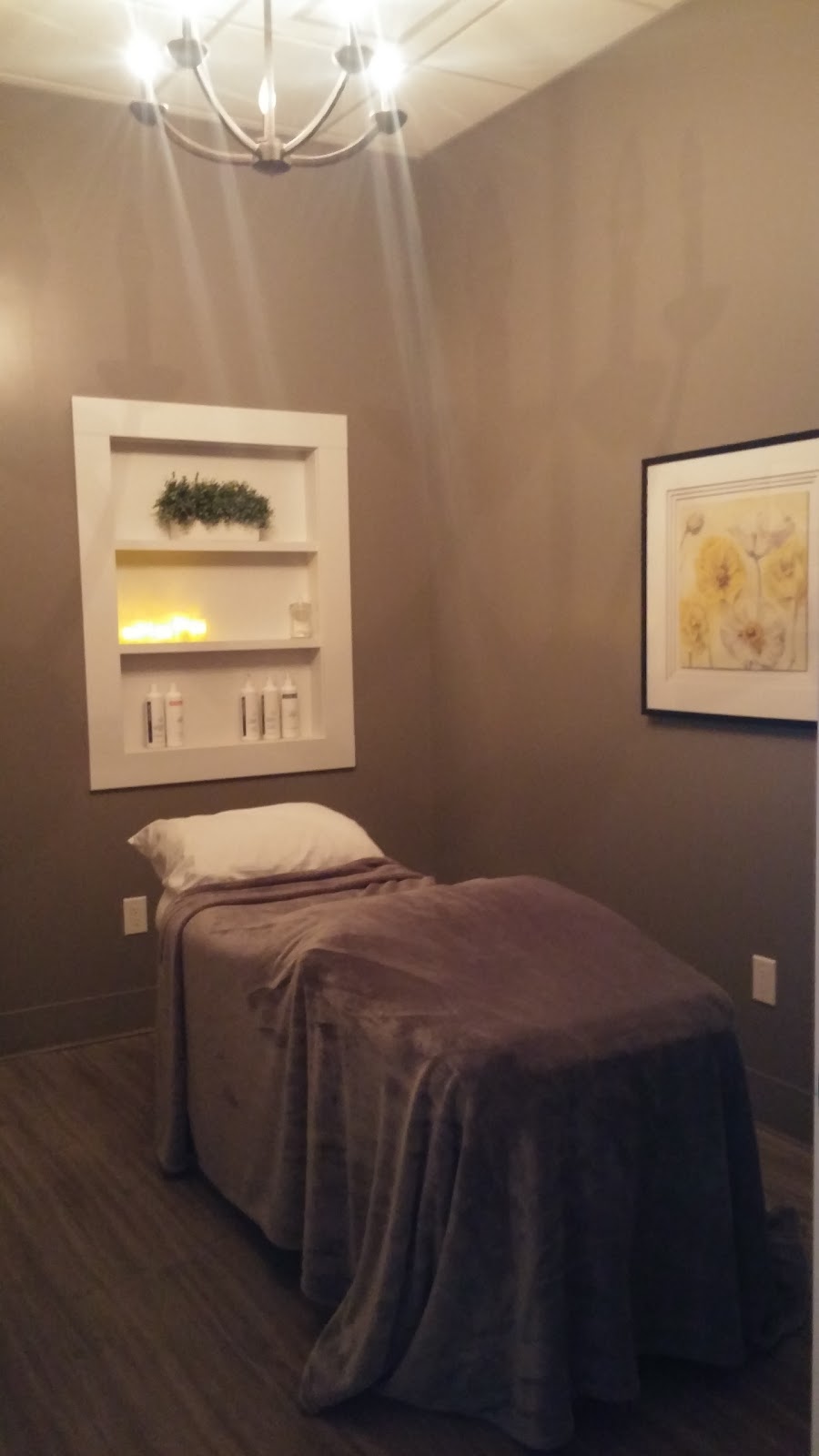 Poppy & Prairie Spa | 1200 Central Ave, Saskatoon, SK S7N 2H2, Canada | Phone: (306) 242-2814