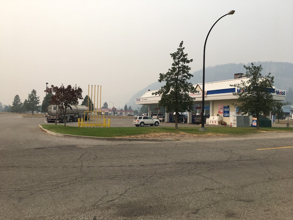 Mobil | 7007 27th St, Grand Forks, BC V0H 1H0, Canada | Phone: (250) 442-6646