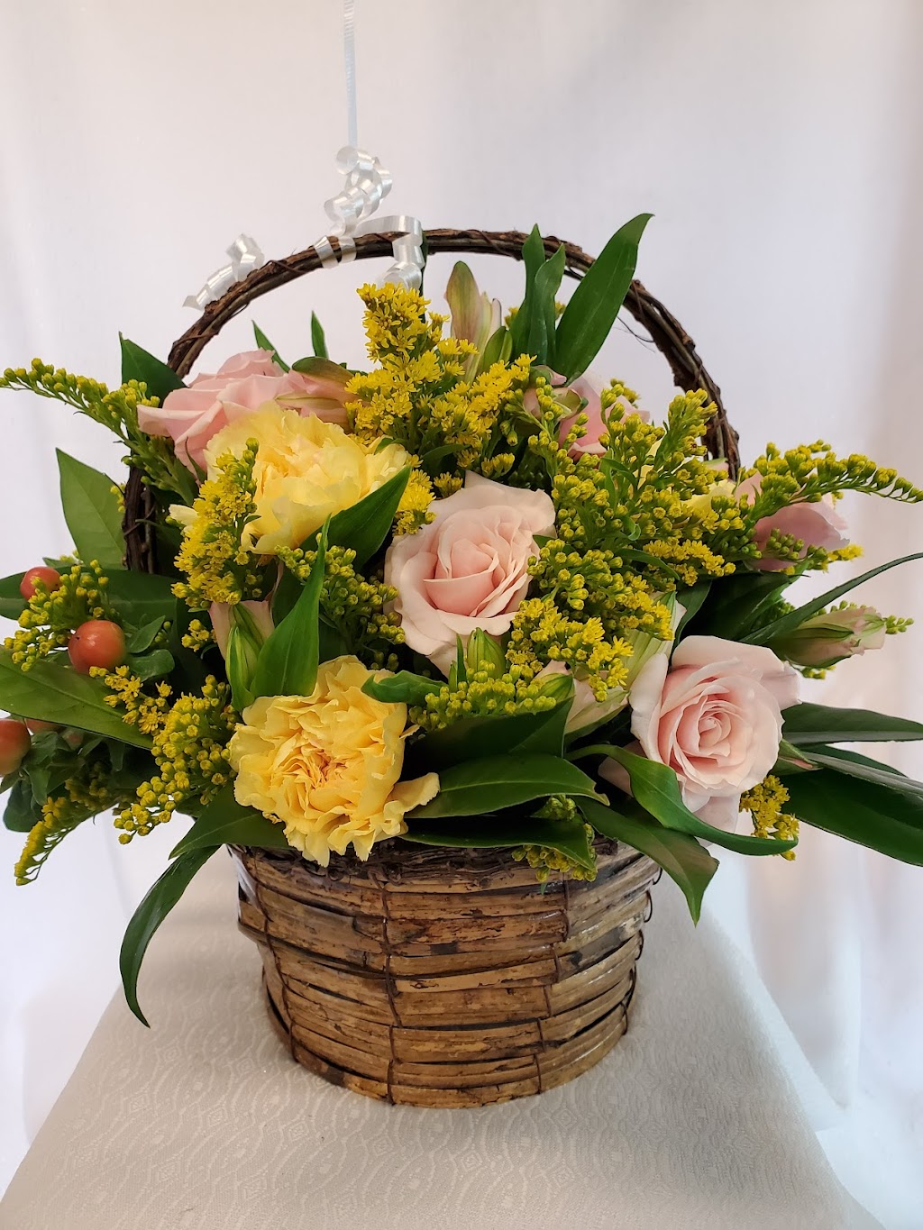 Ooh la la Florist | 5047 184 St, Surrey, BC V3S 0L5, Canada | Phone: (800) 848-7103