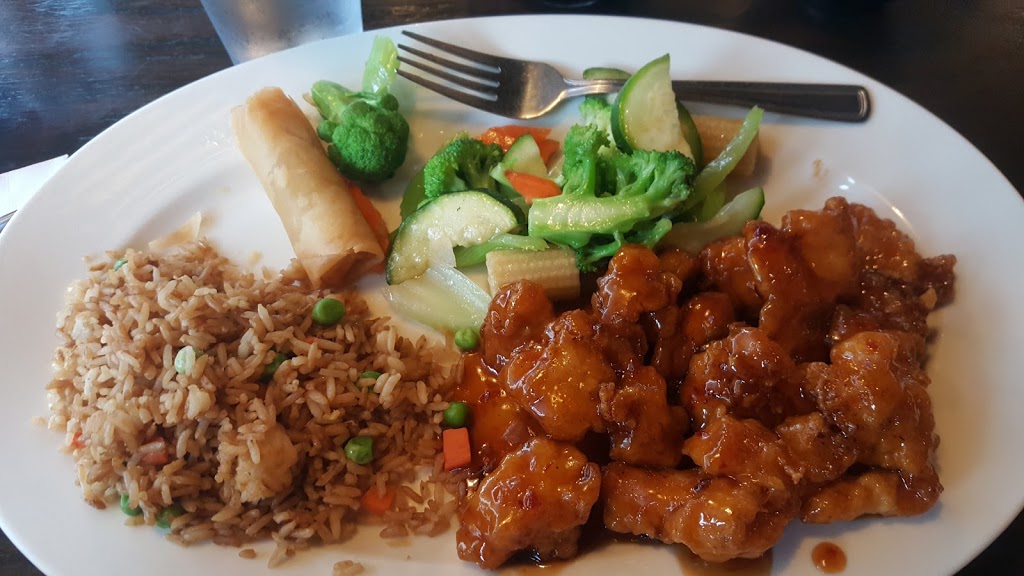 O Piment | 1092 Boulevard Moody, Terrebonne, QC J6W 3K9, Canada | Phone: (450) 471-8405