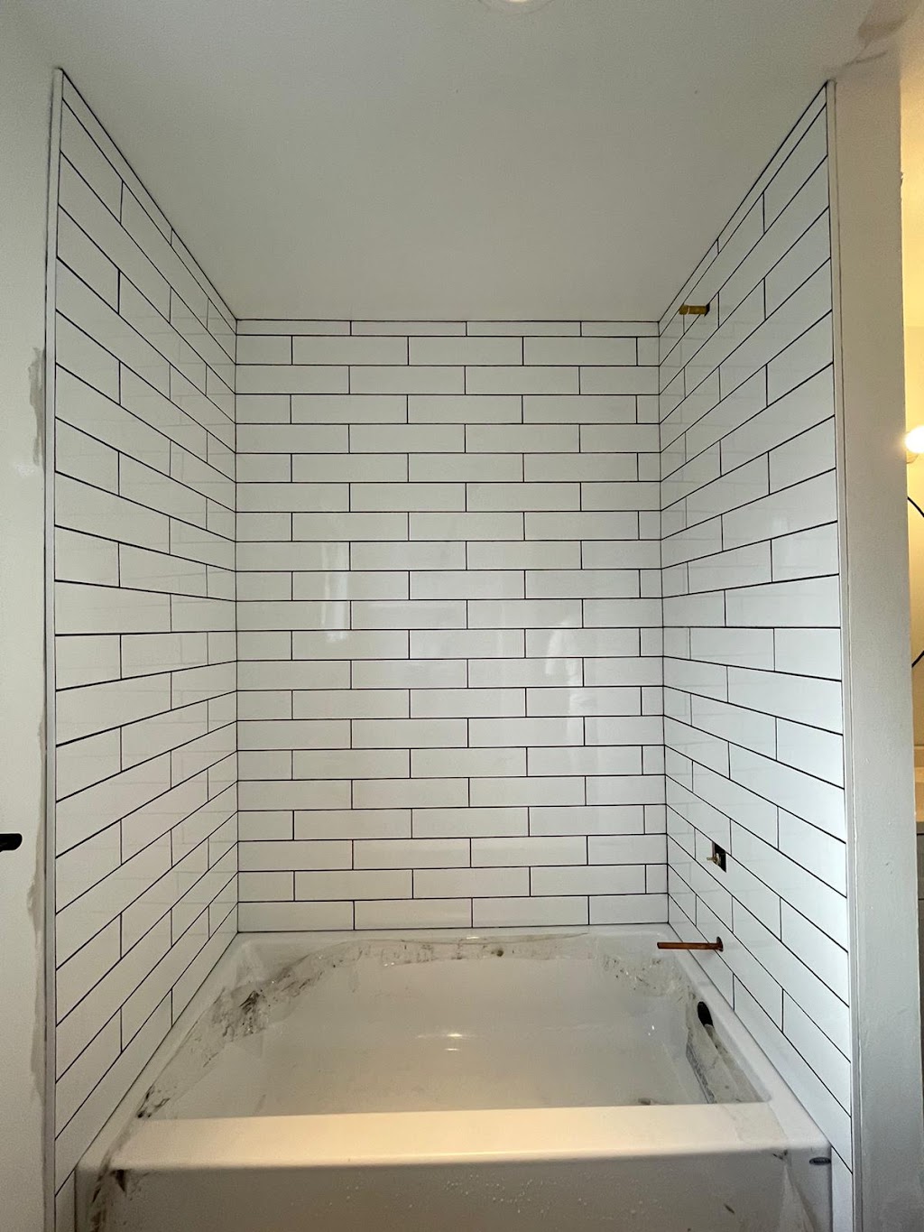 Tiles Direct & Painting Inc. | Larida Path, Oshawa, ON L1L 0G4, Canada | Phone: (437) 227-8368