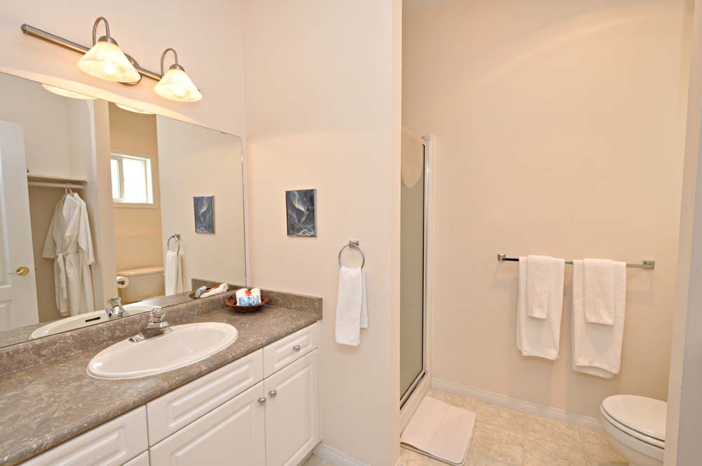 The White Horse Bed & Breakfast | 3800 BC-3, Osoyoos, BC V0H 1V6, Canada | Phone: (250) 495-5998