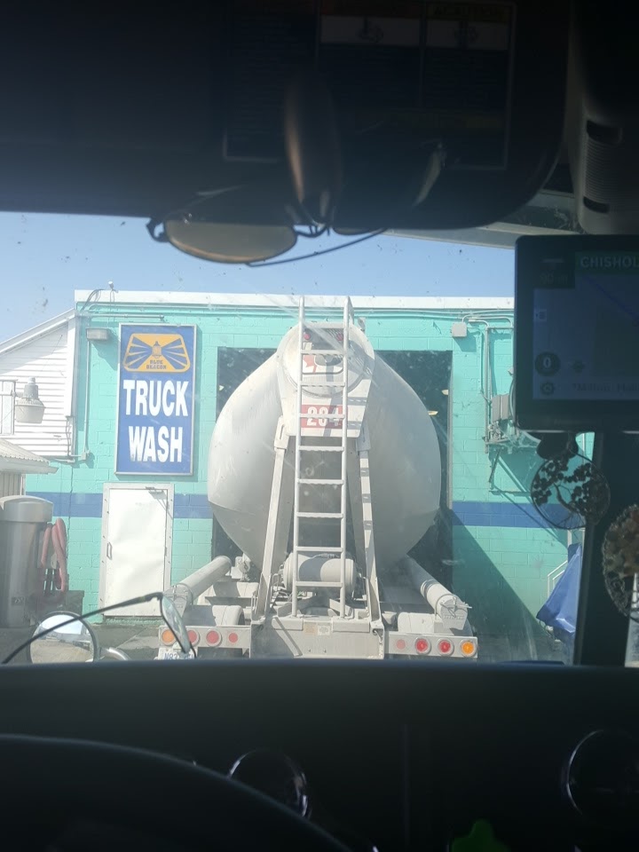 Blue Beacon Truck Wash of Milton, ON | 40 Chisholm Dr, Milton, ON L9T 3G9, Canada | Phone: (905) 878-3060