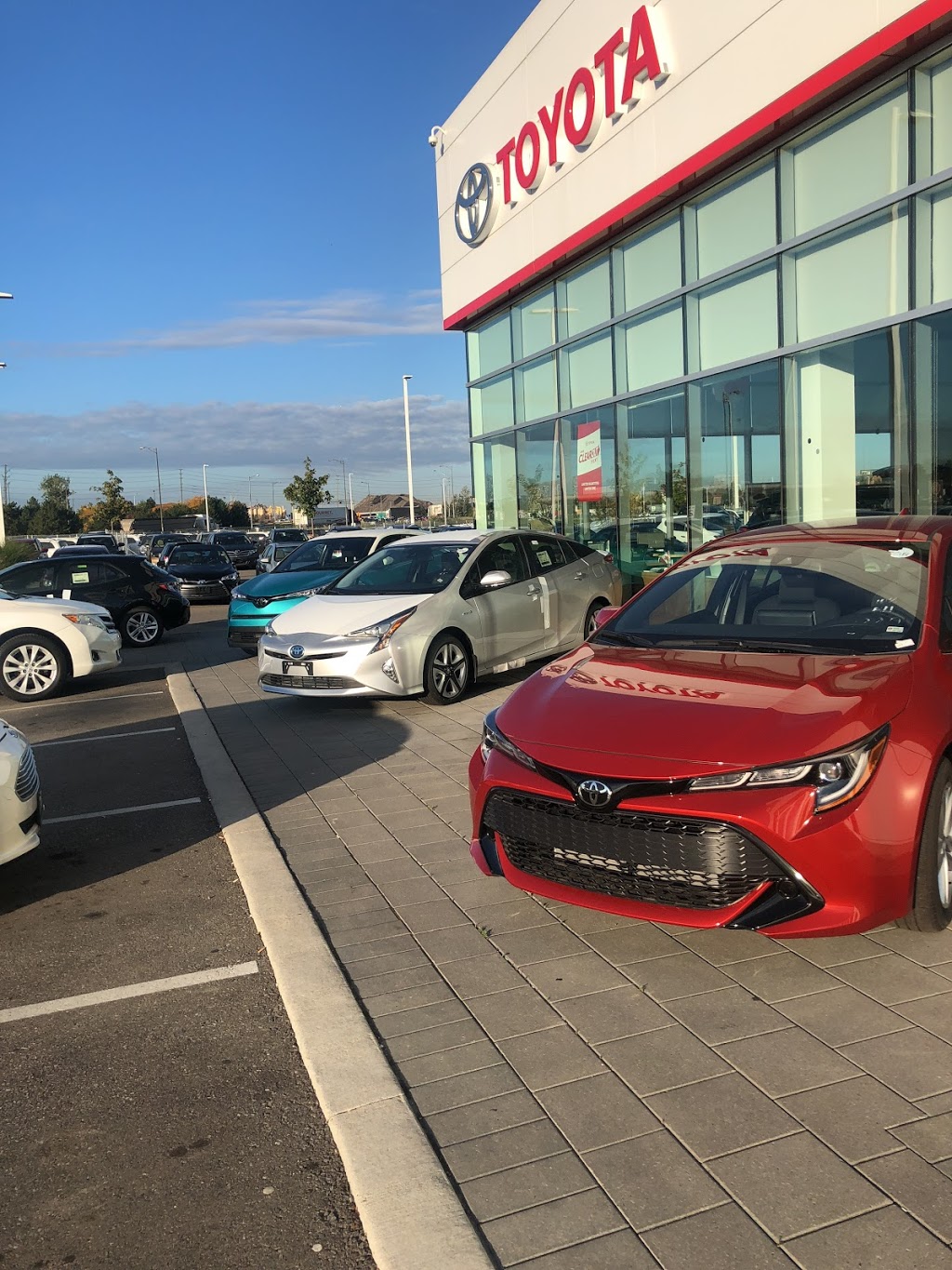 Dixie Toyota | 1600 Toyo Circle, Mississauga, ON L4W 0E7, Canada | Phone: (905) 238-6000