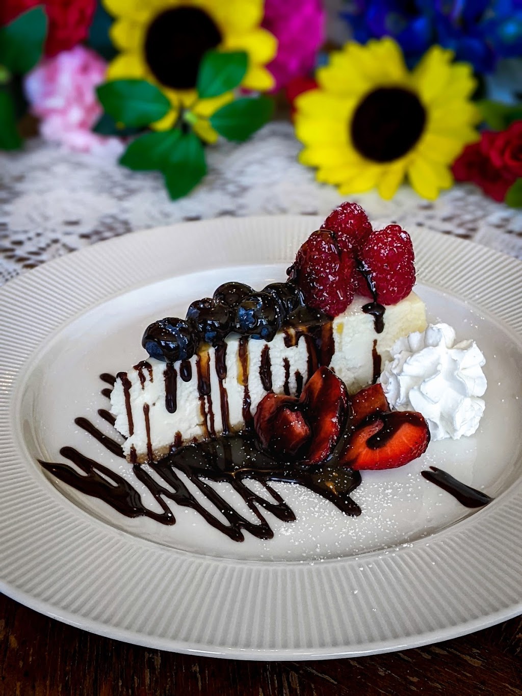 Sweeties by the Sea - Vintage Cafe | 2350 Beacon Ave, Sidney, BC V8L 1X3, Canada | Phone: (778) 351-1188