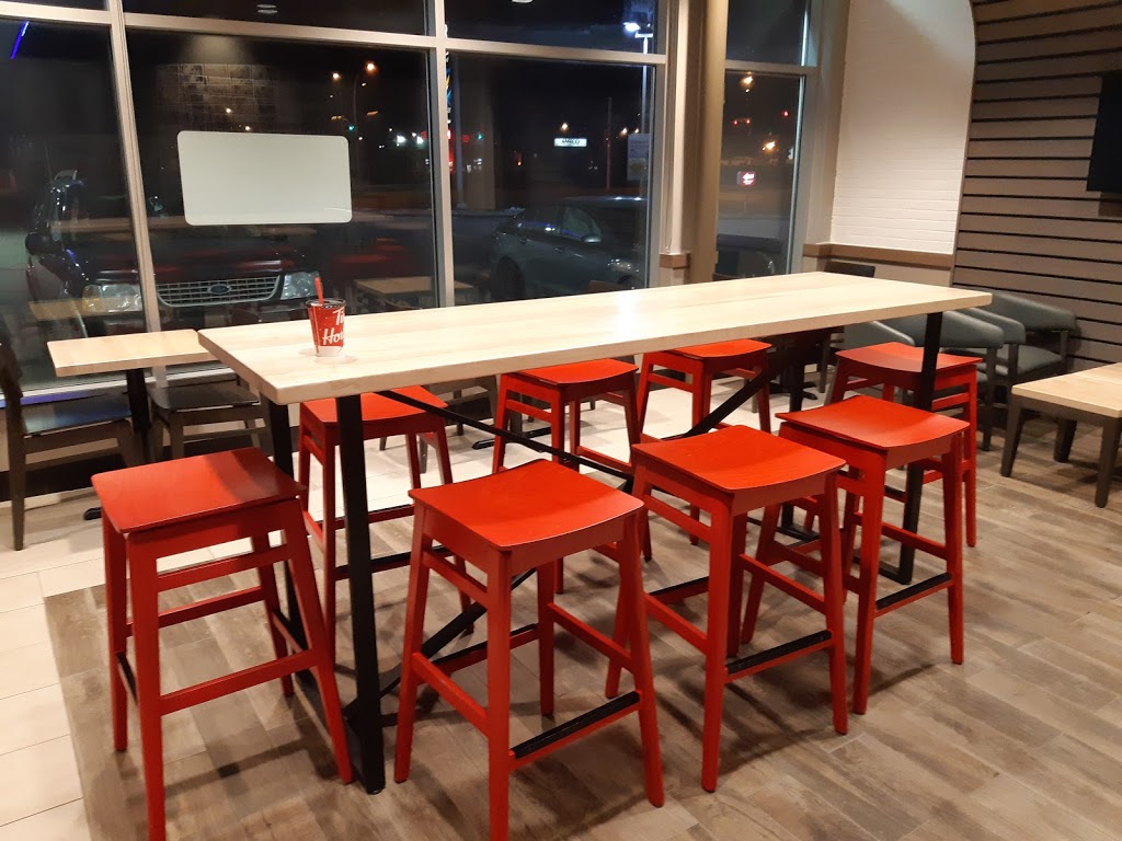 Tim Hortons | 2305 Boul Industriel, Laval, QC H7S 1P8, Canada | Phone: (450) 629-9944