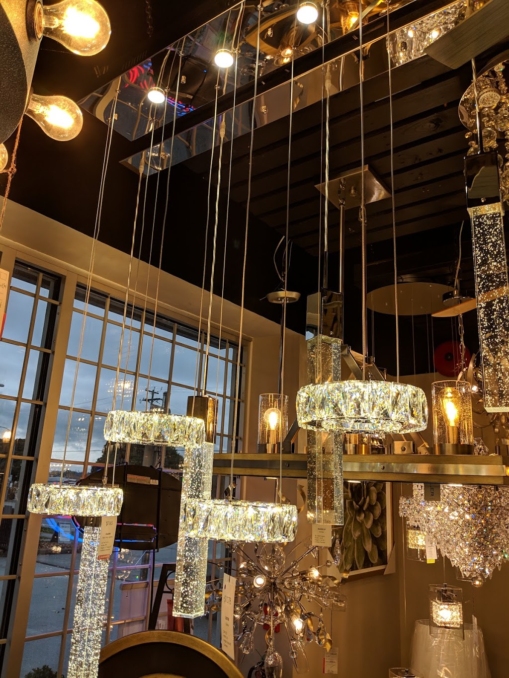 Design Lighting | 100 - 5499 192 St, Surrey, BC V3S 8E5, Canada | Phone: (604) 576-8733