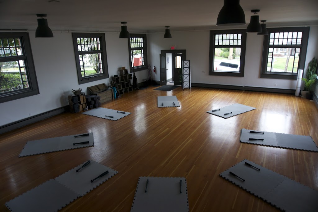 Elements Movement Powell River | 5813 Ash Ave, Powell River, BC V8A 4R3, Canada | Phone: (604) 319-7013