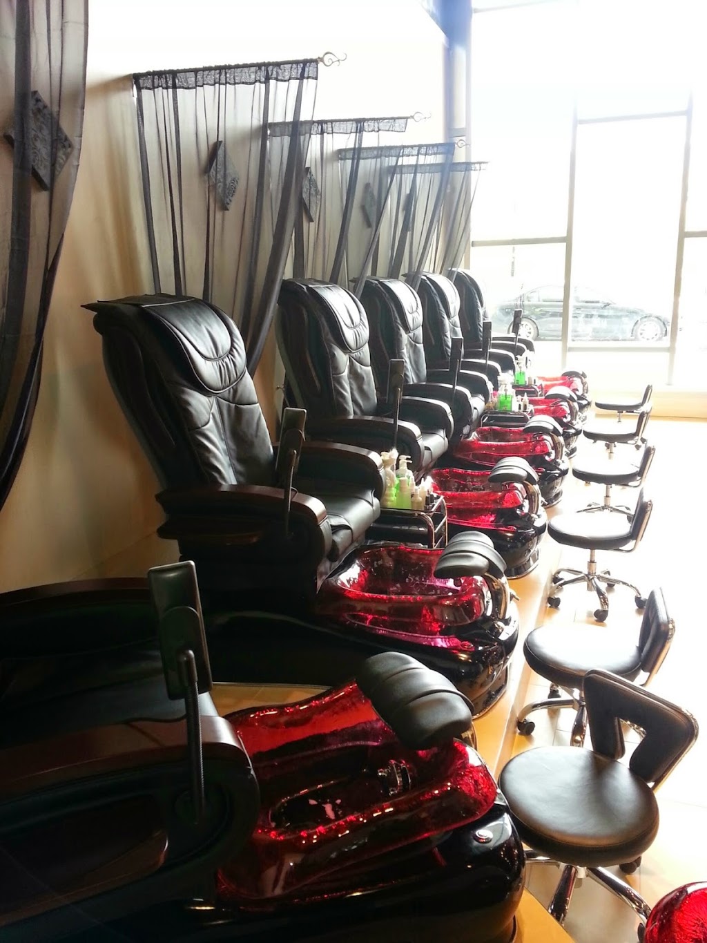 Vixen Nails • Salon • Spa | Mississauga | 8, 4188 Living Arts Dr, Mississauga, ON L5B 0H7, Canada | Phone: (905) 232-1580