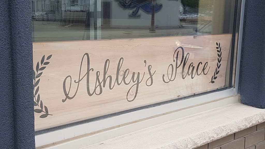 Ashleys PLACE | 75 Queen St N, Tilbury, ON N0P 2L0, Canada | Phone: (519) 962-5135