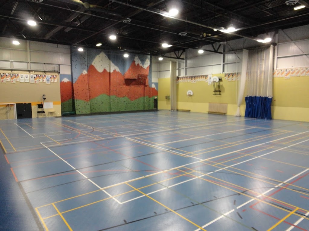 Sports Complex Jean De La Mennais | 870 Chem. de Saint-Jean, La Prairie, QC J5R 2L5, Canada | Phone: (450) 444-7235