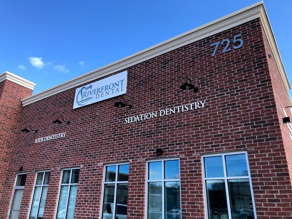 Riverfront Dental | 725 Coronation Blvd Suite B1 & B2, Cambridge, ON N1R 7S9, Canada | Phone: (519) 621-2111